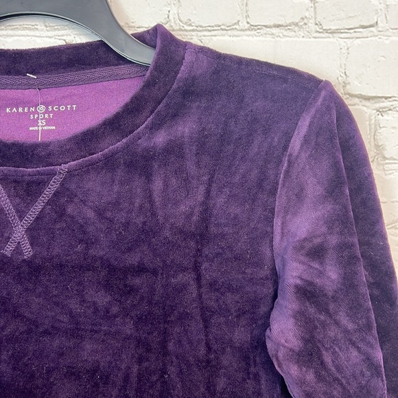 Karen Scott Sport Purple Velour Long Sleeve Top Size XS - Picture 3 of 5